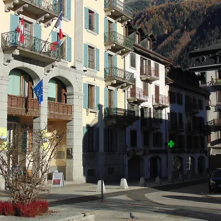 Апартаменты Convivial En Zone Pietonne Avec Animaux Admis, Balcon - - Fr-1-517-23 *