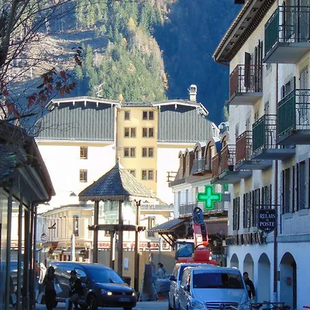 Convivial En Zone Piétonne Avec Animaux Admis, Balcon - - Fr-1-517-23 Chamonix Mont Blanc