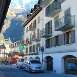 Convivial En Zone Pietonne Avec Animaux Admis, Balcon - - Fr-1-517-23 Daire